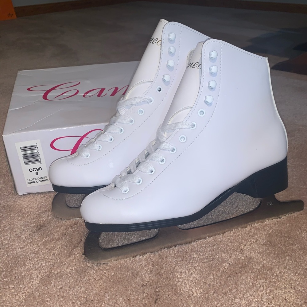 Figure Skates